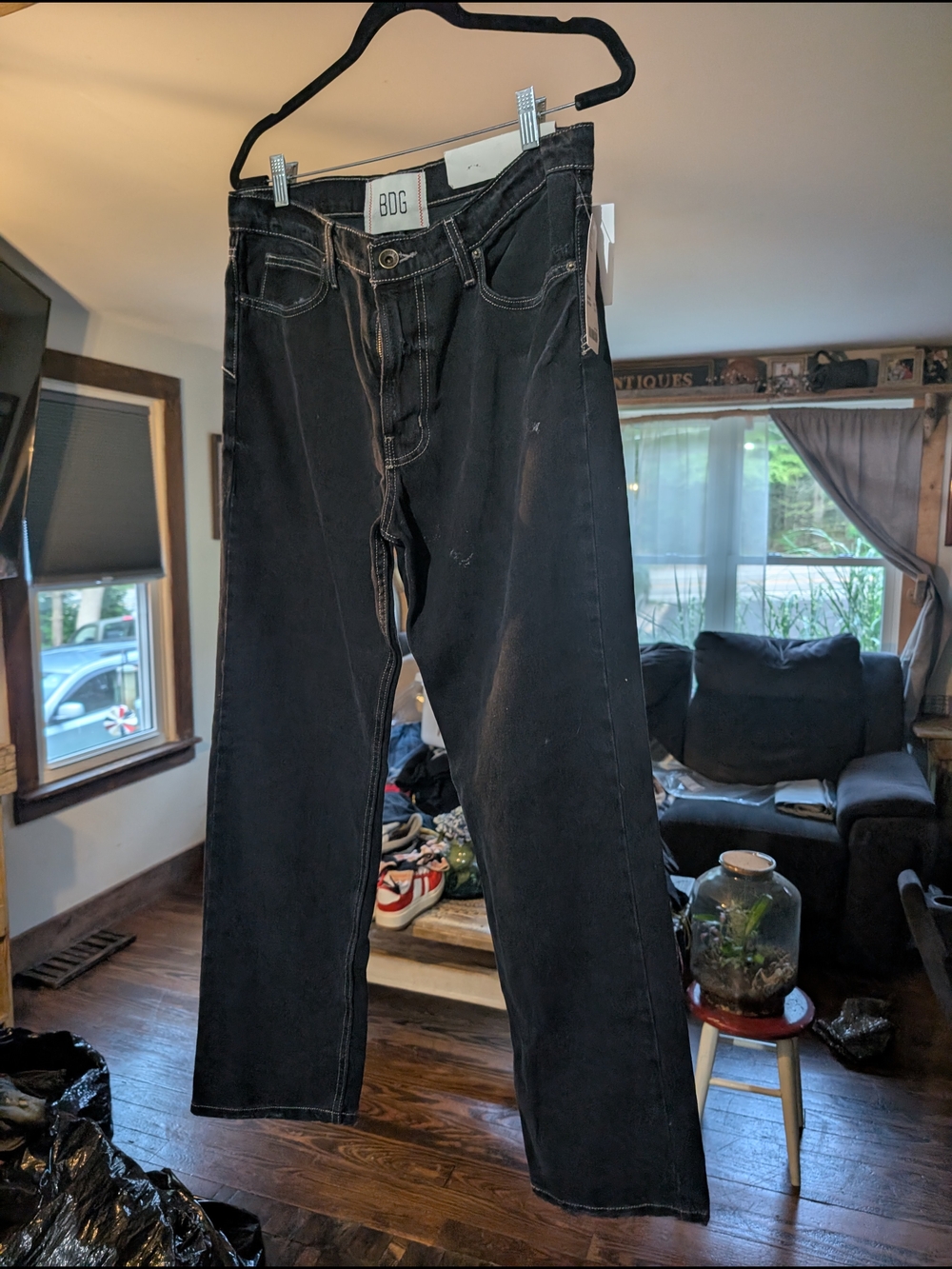 BDG Men’s Black Straight-Leg Jeans